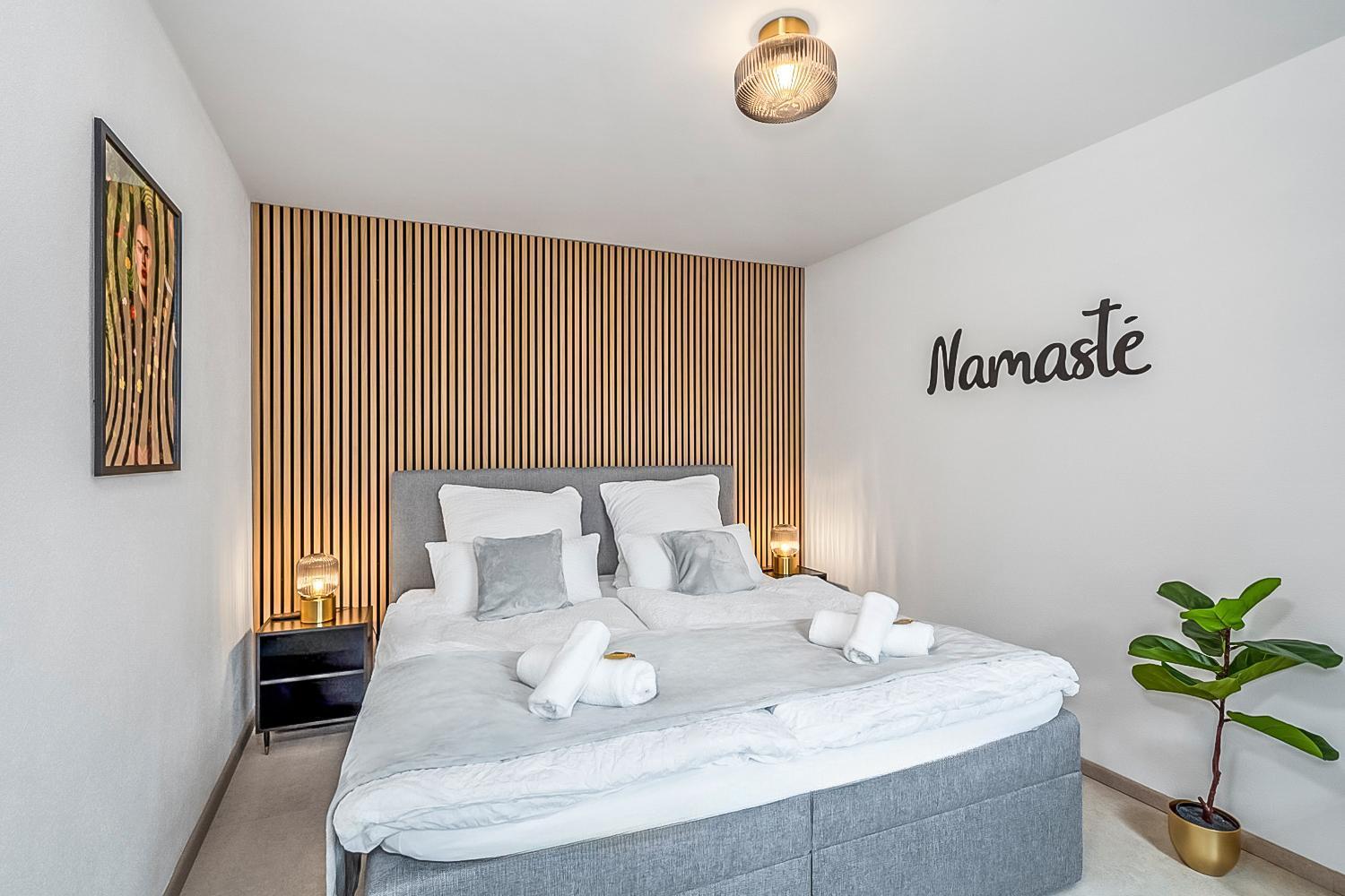 Namaste Homes - Ferienwohnung Mit Dachterrasse バート・ヴィンツハイム エクステリア 写真